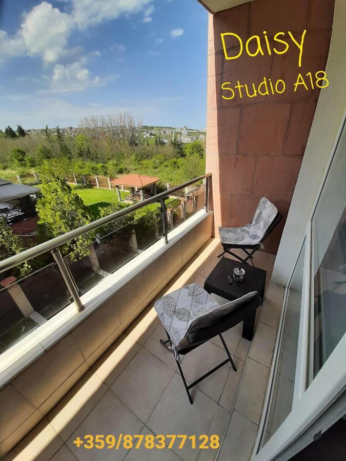 Apartment-Studio Daisy In Kiwi Gardens Complex Byala  Bagian luar foto