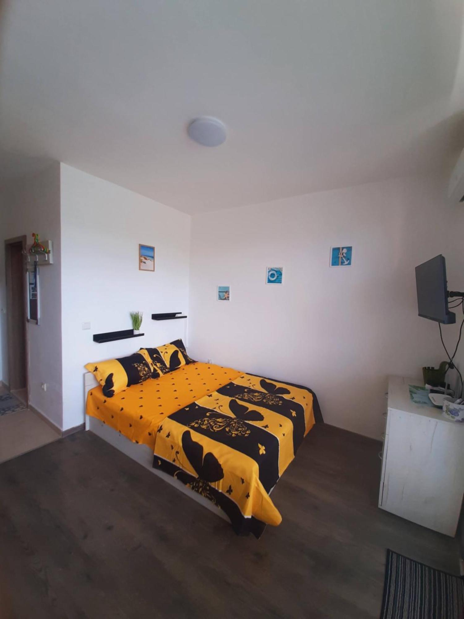 Apartment-Studio Daisy In Kiwi Gardens Complex Byala  Bagian luar foto